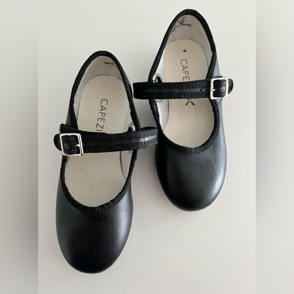 CAPEZIO TAP SHOES - GIRL’S 10W